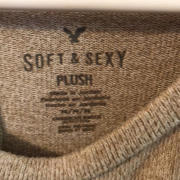 American eagle sweater - Picture 2 of 2